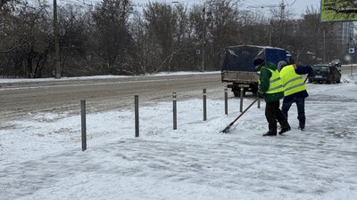 Чистка снігу