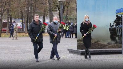 У Дніпрі відзначили День Гідності та Свободи У Дніпрі відзначили День Гідності та Свободи
