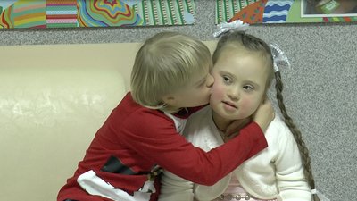 «Наші діти такі, як всі»: у Полтаві створили календарі з фото дітей із синдромом Дауна «Наші діти такі, як всі»: у Полтаві створили календарі з фото дітей із синдромом Дауна