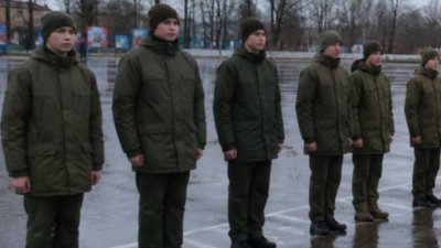 Дітей-сиріт із ТОТ Запорізької області вивозять до військових таборів РФ