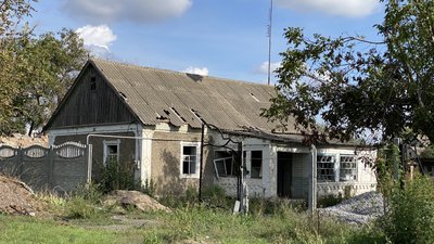 Вбивства, викрадення людей та розбій. Жителі Високопілля на Херсонщині розповіли, як пережили окупацію Вбивства, викрадення людей та розбій. Жителі Високопілля на Херсонщині розповіли, як пережили окупацію