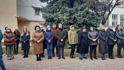 "Територія сильних духом". У Прикарпатському університеті вшанували пам’ять полеглих за Україну "Територія сильних духом". У Прикарпатському університеті вшанували пам’ять полеглих за Україну