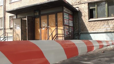 Територія гуртожитку на вулиці Поштовій Територія гуртожитку на вулиці Поштовій