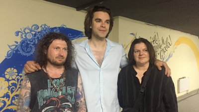Український співак Саша Чемеров із джазменами побував із доброчинним концертом на допомогу "азовцям" у Черкасах Український співак Саша Чемеров із джазменами побував із доброчинним концертом на допомогу "азовцям" у Черкасах