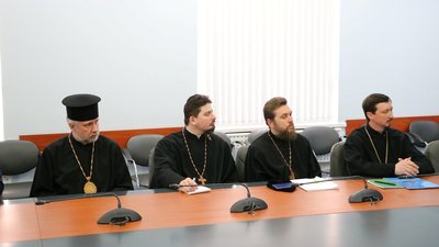 На Херсонщині обговорили як під час карантину відвідувати храми На Херсонщині обговорили як під час карантину відвідувати храми