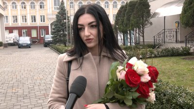 У Луцьку попрощалися із 31-річним бійцем Максимом Омельчуком У Луцьку попрощалися із 31-річним бійцем Максимом Омельчуком