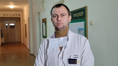 Пухлину розміром з футбольний м'яч видалили у 50-річної житомирянки