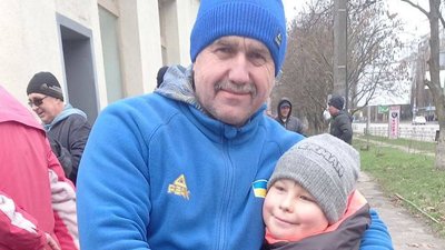 Жителі Херсона отримали допомогу зі Львівщини Жителі Херсона отримали допомогу зі Львівщини