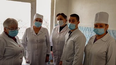 П’ятеро кропивницьких медиків вчилися проводити вакцинацію від COVID у Києві