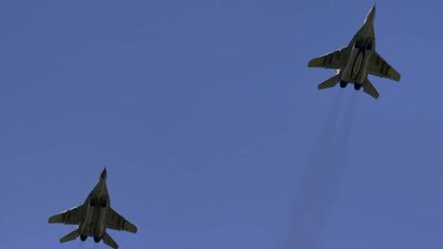 На Прикарпатті харківські курсанти опановують навчальні повітряні бої