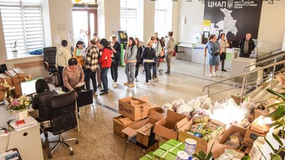 У громаді на Тернопільщині отримали гуманітарну допомогу з Франції У громаді на Тернопільщині отримали гуманітарну допомогу з Франції