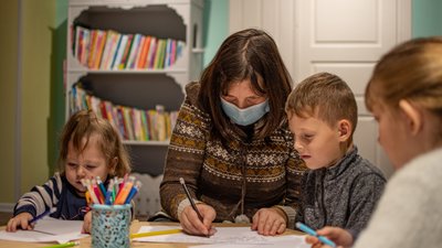 У Чернівцях благодійний фонд приймає листи до Миколая: як долучитись до втілення дитячих бажань