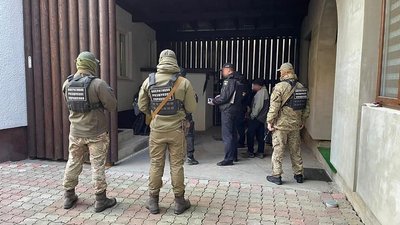 36-річного закарпатця підозрюють в організації переправлення через кордон чоловіків призовного віку