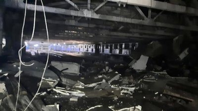 "Окупанти хочуть зупинити транспорт у Харкові": Терехов — про обстріл депо метрополітену