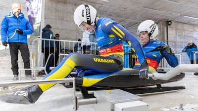 Український екіпаж Олени Стецків та Олександри Мох на старті тестів олімпійської траси