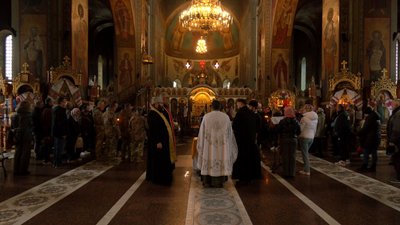 У Черкасах в останню путь провели двох військовослужбовців