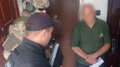 Виправдовував агресію РФ: на Вінниччині затримали прихильника "руського миру" Виправдовував агресію РФ: на Вінниччині затримали прихильника "руського миру"