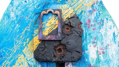 "ArtArmor": як в Україні міняють пошкоджені бронеплити бійців і роблять артоб'єкти
