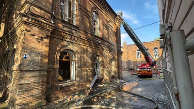 Внаслідок удару російського дрона пошкоджено три корпуси ЗНУ, серед них — пам’ятка архітектури початку XX століття