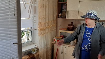 У квартирі жінки не вціліло жодне вікно У квартирі жінки не вціліло жодне вікно