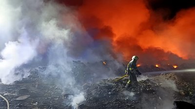 Чоп, пожежа, сміттєзвалище