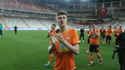 "Шахтар" зіграв в результативну нічию з "Хайдуком" у заключному благодійному матчі на підтримку Україні