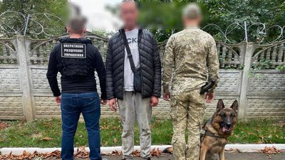 Замаскувався під рибалку, щоб дістатися до кордону: на Закарпатті затримали чоловіка