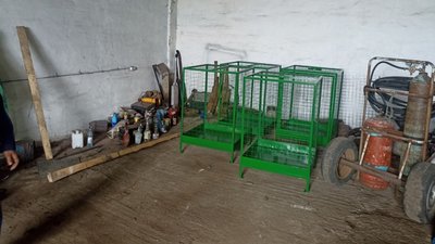 У громаді на Волині почали виготовляти контейнери для сортування сміття У громаді на Волині почали виготовляти контейнери для сортування сміття