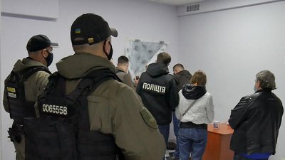 У Хмельницькому викрили підпільний бордель, замаскований під масажний салон