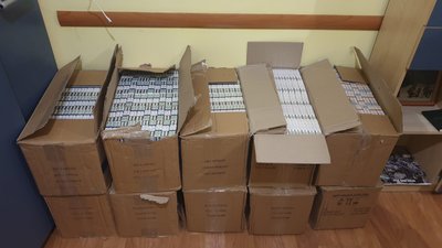 10 ящиків контрабандних сигарет дістали з річки Тиса закарпатські прикордонники