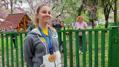 Чемпіонка з керлінгу на Дефлімпіаді-2023 Катерина Якимець Чемпіонка з керлінгу на Дефлімпіаді-2023 Катерина Якимець