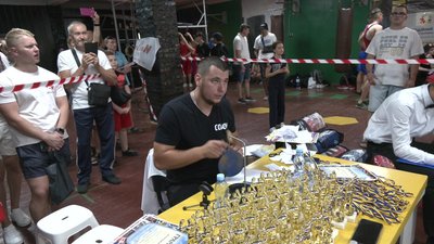 На відкритий турнір Сумської області з боксу приїхав Денис Берінчик На відкритий турнір Сумської області з боксу приїхав Денис Берінчик