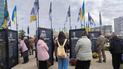 Алея Героїв, історії, пам'ять, Дніпро