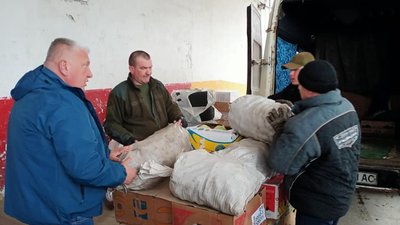 Тернопільські волонтери відправили допомогу військовим на схід України