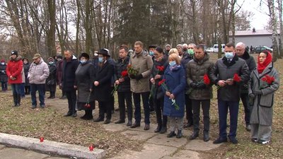 У Чернігові у Березовому рові вшанували пам'ять жертв Холокосту
