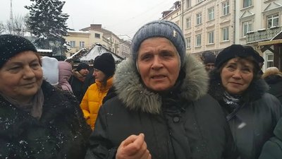 В Івано-Франківську провели акцію "Миколай Грибної роти" В Івано-Франківську провели акцію "Миколай Грибної роти"