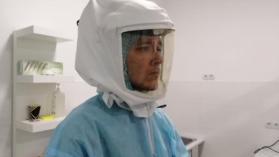 У Тернополі науковці медуніверситету створили пневмошолом У Тернополі науковці медуніверситету створили пневмошолом