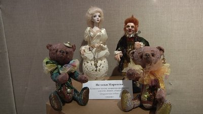 «Історія моди у ляльках»: на виставці в Одесі представили більше ніж 100 ляльок «Історія моди у ляльках»: на виставці в Одесі представили більше ніж 100 ляльок