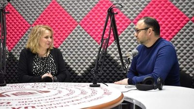 "Будьте щирими зі своїми слухачами". Інтерв'ю з радіоведучою Миколаєва "Будьте щирими зі своїми слухачами". Інтерв'ю з радіоведучою Миколаєва