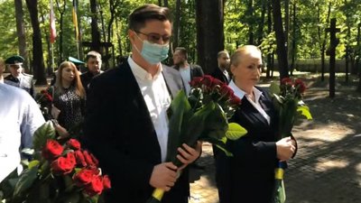 У Харкові вшанували пам'ять жертв політичних репресій У Харкові вшанували пам'ять жертв політичних репресій