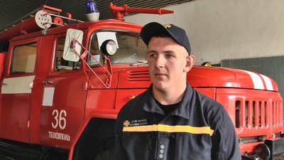 Микола Шалан – начальник караулу в пожежно-рятувальній частині Теофіполя. Микола Шалан – начальник караулу в пожежно-рятувальній частині Теофіполя.