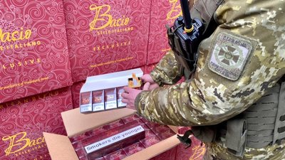 На Одещині блокували схему "транзитної" контрабанди цигарок до Євросоюзу - ДПСУ На Одещині блокували схему "транзитної" контрабанди цигарок до Євросоюзу - ДПСУ