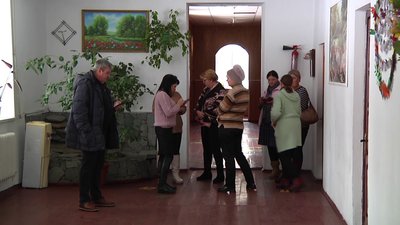 Педагоги Довбиської спеціалізованої школи-інтернату досі не отримали зарплату за три останні місяці 2022 року Педагоги Довбиської спеціалізованої школи-інтернату досі не отримали зарплату за три останні місяці 2022 року