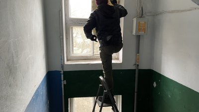 Десять об'єктів менше ніж за два місяці: "Добробат" допомагає херсонцям відновлювати будинки Десять об'єктів менше ніж за два місяці: "Добробат" допомагає херсонцям відновлювати будинки