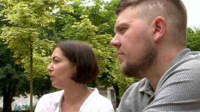 Евакуювалися з Бучі до Львова: пара з інвалідністю допомагає українцям Евакуювалися з Бучі до Львова: пара з інвалідністю допомагає українцям