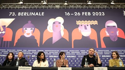 "Займатися мистецтвом і бути митцем – це щось поза межами": у Берліні починається міжнародний кінофестиваль "Займатися мистецтвом і бути митцем – це щось поза межами": у Берліні починається міжнародний кінофестиваль