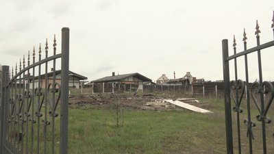 Пошкоджені та зруйновані храми на Харківщині: як в області святкуватимуть Великдень Пошкоджені та зруйновані храми на Харківщині: як в області святкуватимуть Великдень