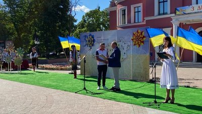 Більше 100 підприємців Кіровоградщини зібрались у Кропивницькому, щоб відзначити професійне свято Більше 100 підприємців Кіровоградщини зібрались у Кропивницькому, щоб відзначити професійне свято