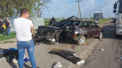 Під Одесою зіткнулися 4 автівки: є травмовані