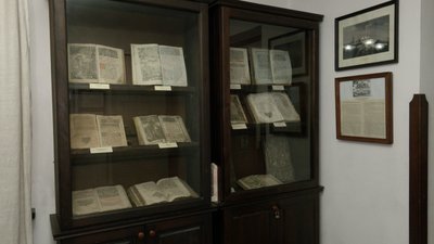 У Луцьку почали оцифровувати стародруки з колекції Музею книги У Луцьку почали оцифровувати стародруки з колекції Музею книги